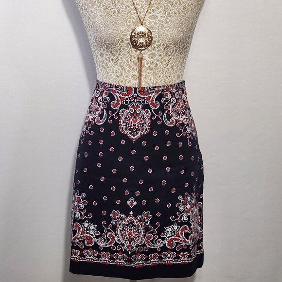 Talbots Women's Size 4 Navy Red Bandana Print Side Zip Lined Stretch Mini Skirt - Picture 1 of 12